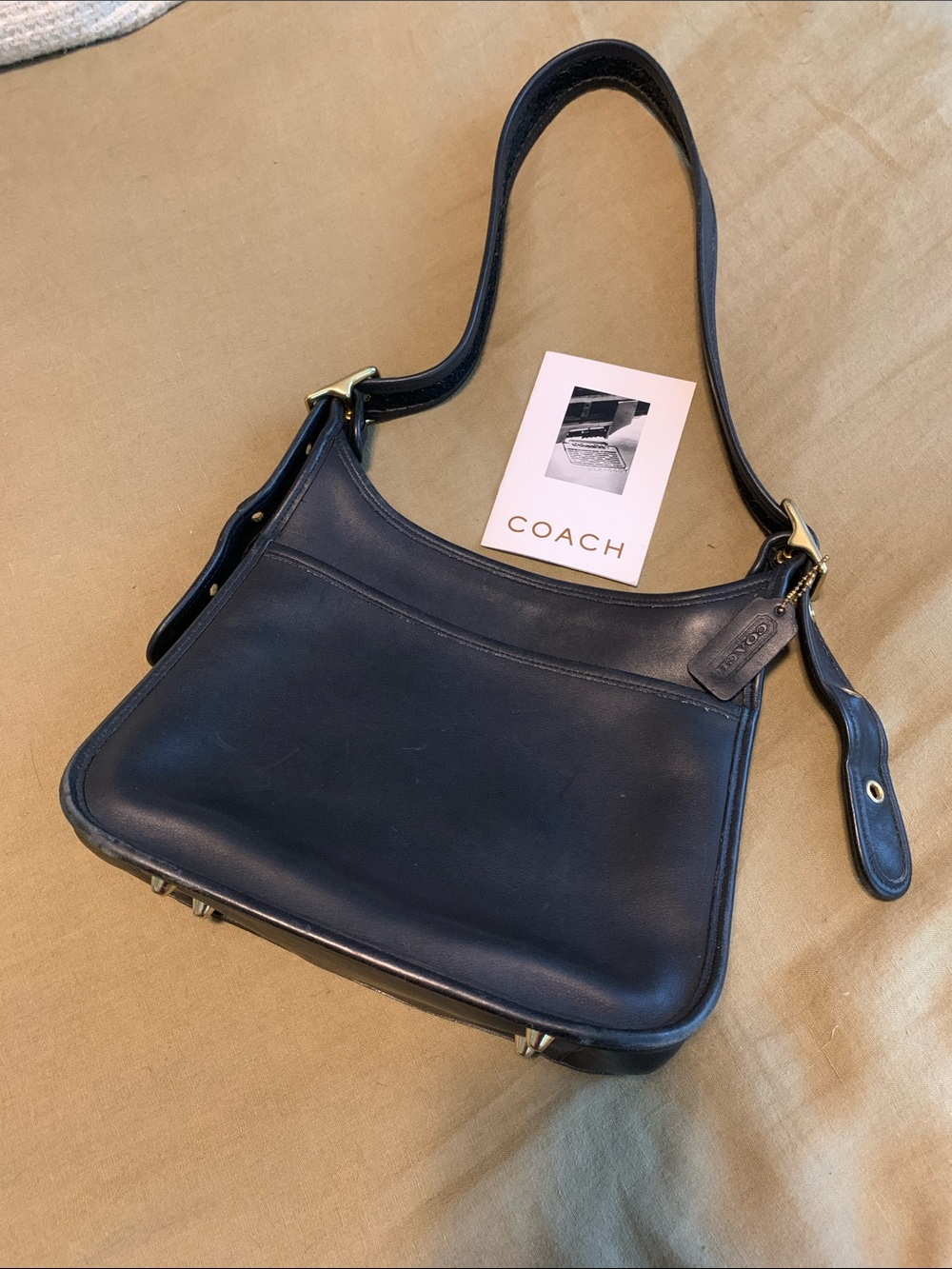Coach Black Leather Legacy Zip 9966